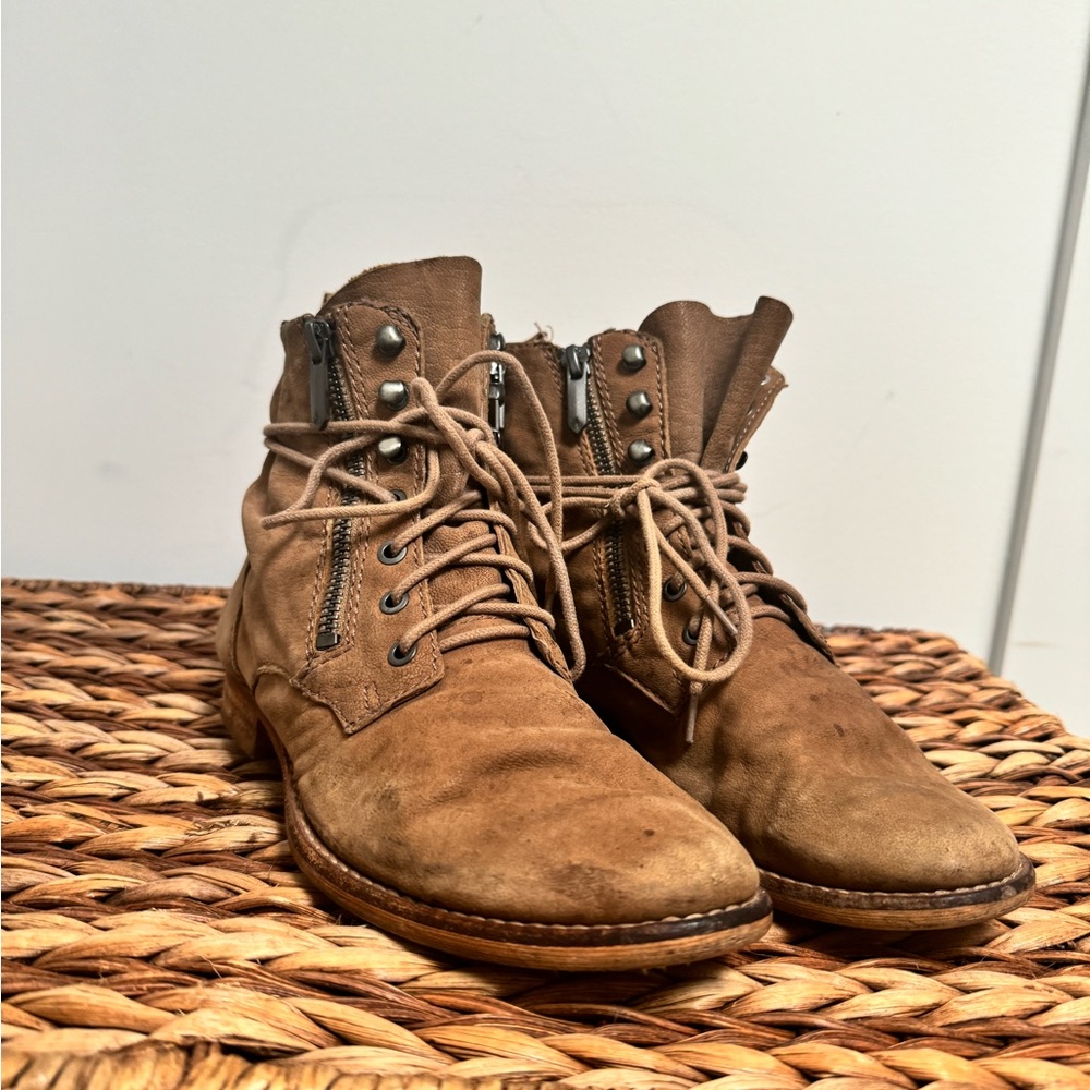 Sam Edelman Lace Up Boots - Beige - Size 6.5
